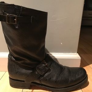 Frye Women’s Veronica Short Boots, sz 9